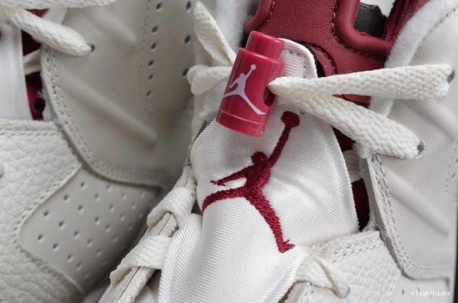 384664-116 Jordan Air Retro 6 Maroon white 0825